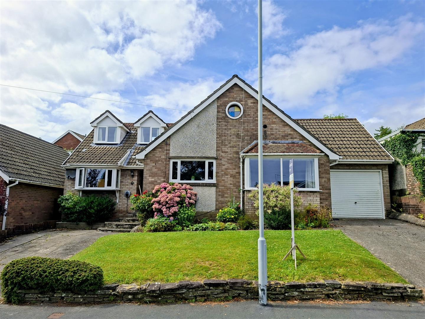 Dylan Road, Killay, Swansea